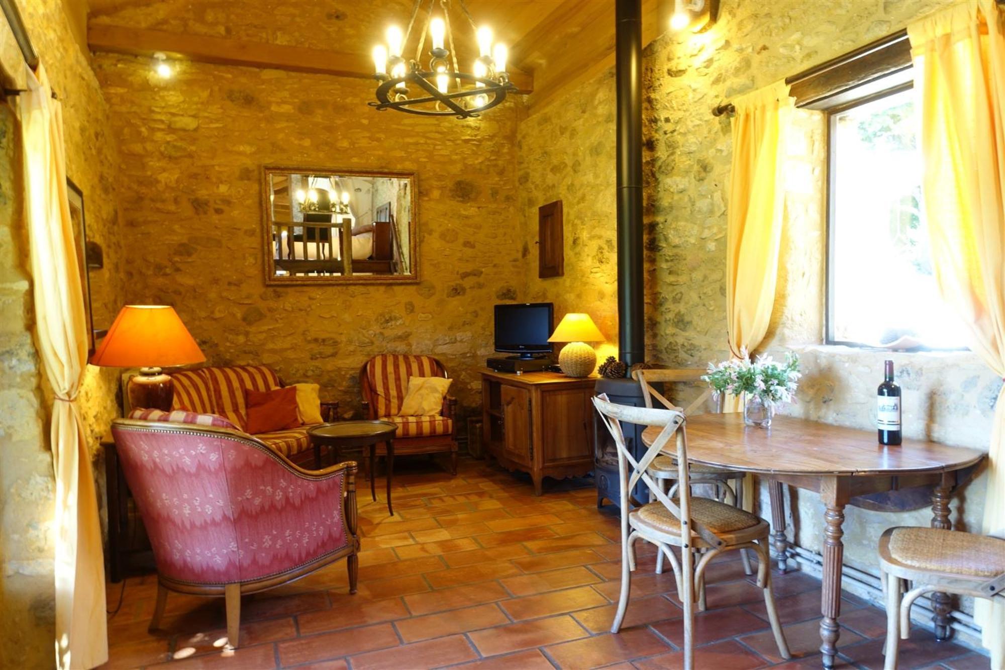 Domaine De Cournet Haut, A 17Th Century Property Set On A Calm, Idyllic Domain With Pool, Tennis, Bikes And More Les Vauries Habitación foto